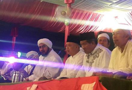 Pengajian Akbar dan Pelepasan  Jamaah Calon  Haji HDWR Tahun 2016 Bersama Habib Syech Abdul Qodir As