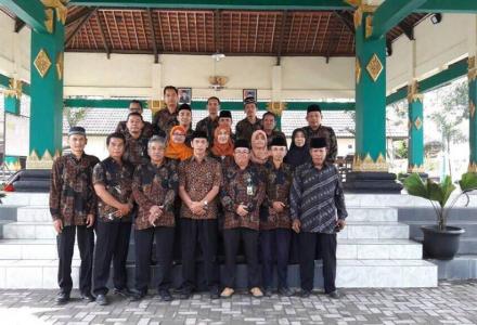 SELAMAT HARI RAYA IDUL FITRI 1438 H