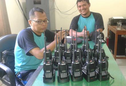 HT sebagai Alat Komunikasi Siaga