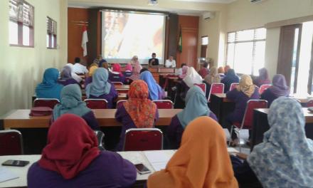 Sosialisasi Tentang Budi Daya Tanaman Hortikultura di Lahan Pekarangan Desa Wonokromo