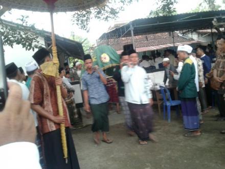 TAKZIYAH SIMPUL SILATURAHMI WARGA BRAJAN