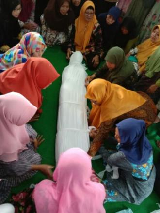 PARMNU BRAJAN ADAKAN PELATIHAN PERAWATAN JENAZAH