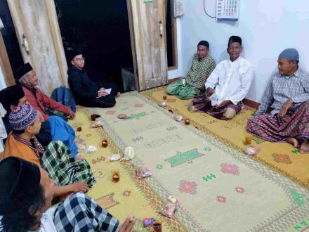 PERTEMUAN PENGURUS MAKAM DUSUN WONOKROMO II