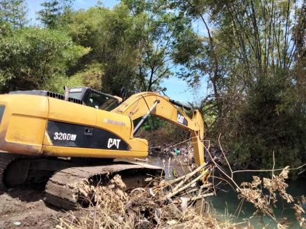 Normalisasi Sungai Code Pasca Hujan disertai Angin Lebat  